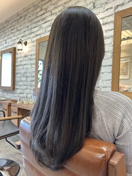 ヘアスタジオ クランプ(Hair studio CLAMP)の写真/人気の炭酸フローディアトリートメントで髪を内側から補修！艶やかで美しい髪を手に入れよう☆