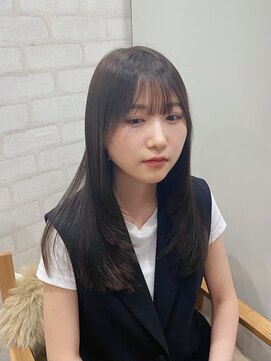 ジーナ 博多(Zina) 【 shiori 】儚げ顔周りレイヤー♪