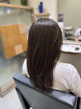 フォルテステラ(FORTE STELLA) くびれヘア/ハッシュカット/オリーブグレージュ