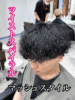 ルースト 心斎橋店(ROOST) MEN’S HAIR/サーフカール/刈り上げセンターパート/心斎橋