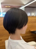 ファースト 長町店(first)&nbsp;30代40代／首に沿う襟足丸みショート／オリーブの柔らかい透明感