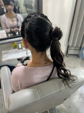 アイビー 新宿(IVY) 編みカチュサイドお団子