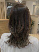 ヘアワン(HAIR One) グラデーションカラー×レイヤーカット