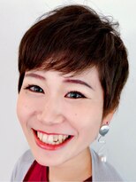 フルブライト(Full Bright)&nbsp;心斎橋FullBrightバッサリからの黒髪デザインカラー丸みショート