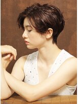 大人のカジュアルショート