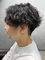 リット×ベリエ(Lit.×belier)&nbsp;波巻きスパイラルパーママッシュショート無造作パーマ刈り上げ