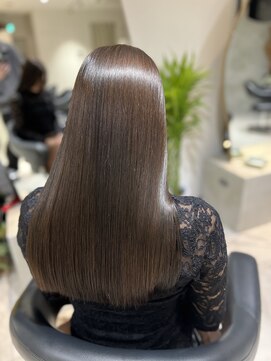 ナイン バイ アソビ 銀座(Nyne by asobi) 髪質改善/縮毛矯正/白髪染め/美髪/艶髪/銀座/酸熱トリートメント