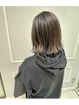 ネオリーブギンザ 銀座店(Neolive GINZA) (銀座) 切りっぱなしボブ　ナチュラルハイライト