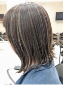 白髪ぼかしハイライト　ボブ