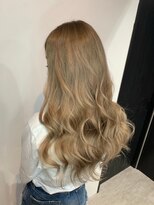 ヨロ 上野(YOLO)&nbsp;ハイライトカラーミルクティーベージュレイヤーカット