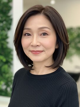 アイ スタイル 大竹店(I STYLE) 50-60代にオススメ★上品さ引き立つ大人のレイヤーボブ