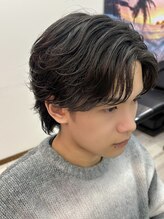 トニーワン&nbsp;フェザーショート