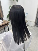 ルピナス 北千住(Lupinus) ネイビーカラー、ウル艶ストレートロングスタイル