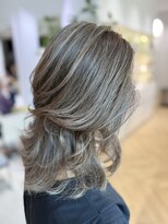 ステアケース 武蔵小杉店(stair:case)&nbsp;前回のハイライトを活かしてフルカラーでメンテナンス