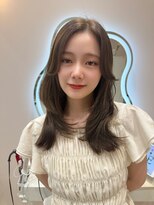 ロエ(LOE)&nbsp;オリーブグレージュ/レイヤーカット/韓国ヘア/ロングレイヤー