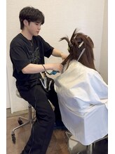 hyphenイチオシ【地毛風縮毛矯正】