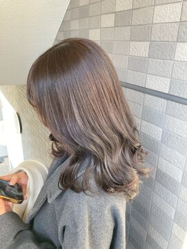 ルーチェ(Luce) ウォームブラウン/くびれミディ/シースルーバング