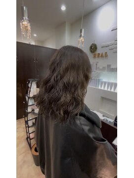 ヘアメイクヒール 大人可愛いミディアム！