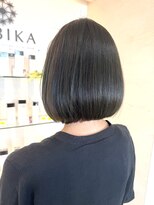 ヒビカ(HIBIKA)&nbsp;オリーブカラー×ボブ