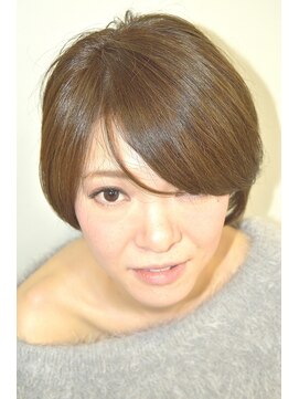 リバース(Reverse) 透け感ショートレイヤー