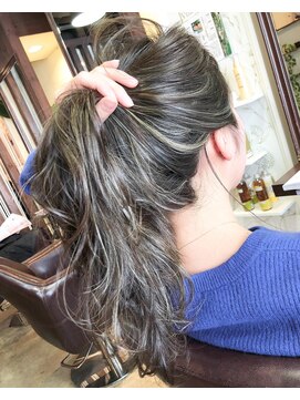 キー(kｅｙ) グレージュ