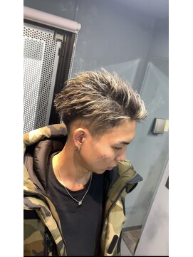 ワールドシップコウベ(WORLD SHIP KOBE) かき上げパーマ