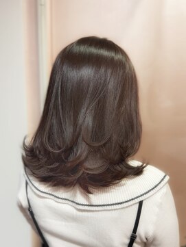 エン 仙台(en) ラベンダーグレージュカラー×色っぽワンカールボブウルフ