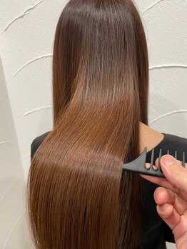 ヘアサロン リーフ(Hair Salon Leaf)の写真/髪のお悩みを解決する「髪質改善トリートメント」で、うねりや広がりを改善◎扱いやすい理想の美髮へ♪