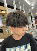 20代マッシュツイスト波巻きパーマ