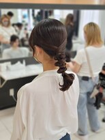 ビゼ 梅田(BIZE)&nbsp;タイトポニー