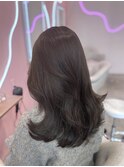 オリーブグレージュ