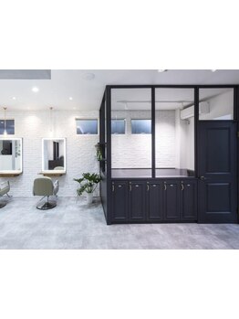 【キッズスペースあり】小さいお子様がいて中々美容室に行けない方でもお気軽にご来店を♪お子様カットも◎