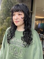 ノーム バイ アウラ(norm. by aura)&nbsp;顔周りレイヤー×ふわふわパーマ