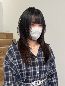 ヨーク(YOKE) ミディアムレイヤーハッシュカットフェイスレイヤー顔周りカット