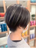 細めハイライト刈り上げない丸みベリーショート/メイキー本厚木