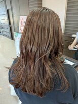 ブルーテーフ(Bleu Terre) 盛岡【白髪ぼかしハイライトピンクベージュ×レイヤーカット】