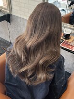 ルノン フィージュ(LUNON fieju)&nbsp;黒髪クラゲヘアーオリーブグレー小顔ココアベージュ