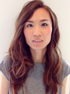 ミュラー(Muller) MULLER/20代30代40代/大人かわいい/ウェーブミディアム/髪質改善