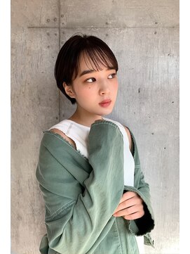 ヌイ 横浜(nui) シースルーバング耳掛けマッシュ_毛先パーマことりベージュ