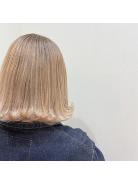 ディーボーイ 下通本店(D-BOY) bob × blond