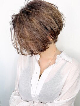 ラウンジ モリオ イケブクロ(Lounge MORIO Ikebukuro) 【morio池袋】大人可愛い前下がり透け感ショート♪