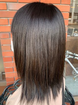 アークスヘアー 艶感べージュ★ダメージレスのナチュラルストレート