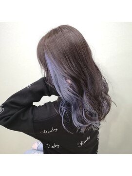 リリス(l'iris) 【liris】インナーカラー×くすみブルー×くびれ巻き韓国巻き