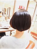 ショートボブ 大人ボブ 前下がり小顔  20代30代 艶髪