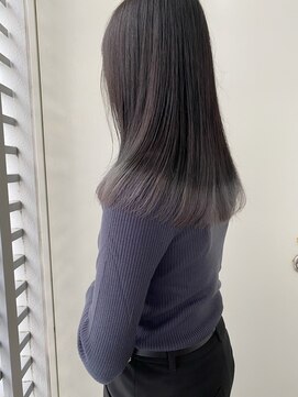 ジーナ 博多(Zina) 【Zina】カーキグレージュ/艶カラー/鎖骨ミディアム20代30代40代