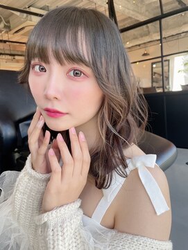 ワンス(Once) once グレイアッシュ 透けバング インナーカラー by.KOHEI