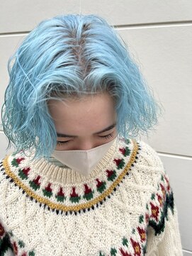 オンヌ(onnu) アイスブルー×ミニパーマウルフ