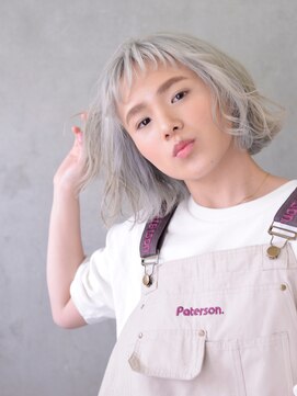 コイ(coii) 【coii】ホワイトダブルカラーボブ(原宿/表参道)