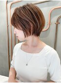 【武井俊樹】斜めバングショートヘア顔周り　グレージュ
