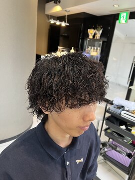 アイズ 海老名(AIZU) 波巻きツイストスパイラルパーマ メンズウルフパーマ